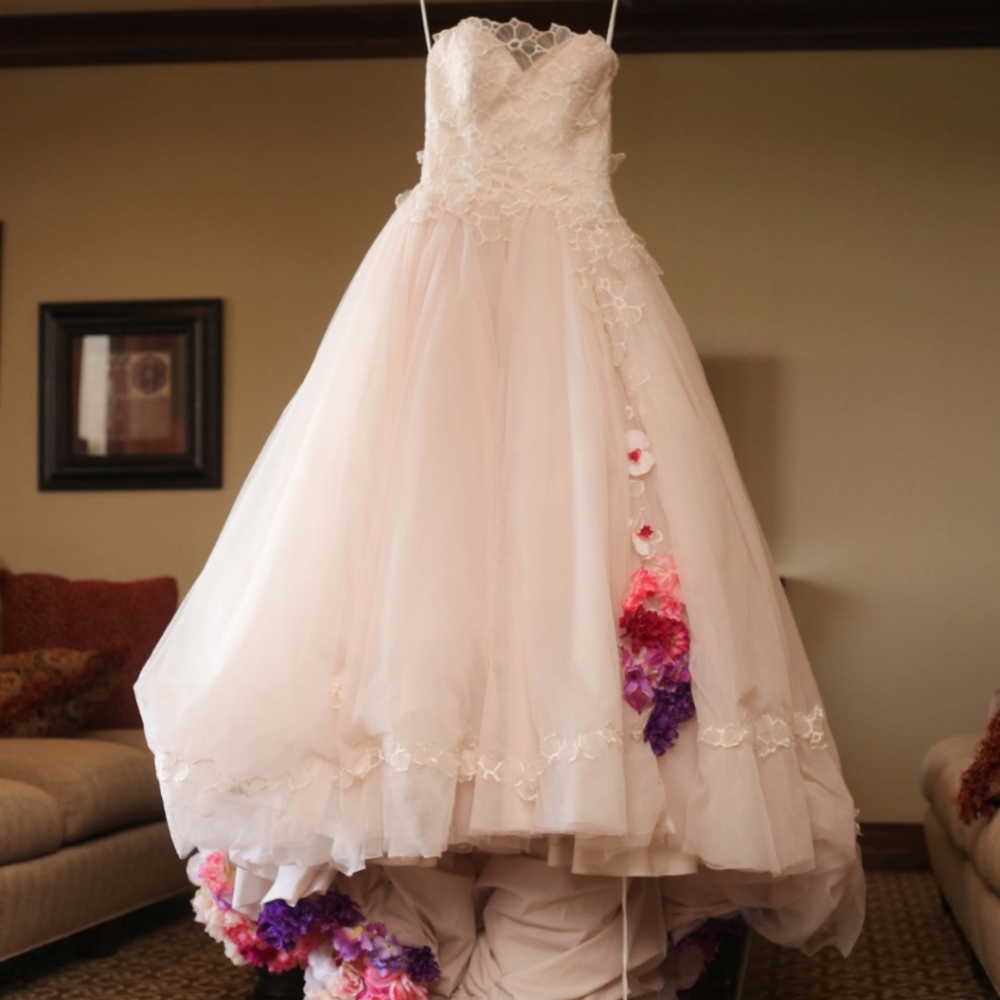 Unique Couture Wedding Gown - Picture 2 of 6